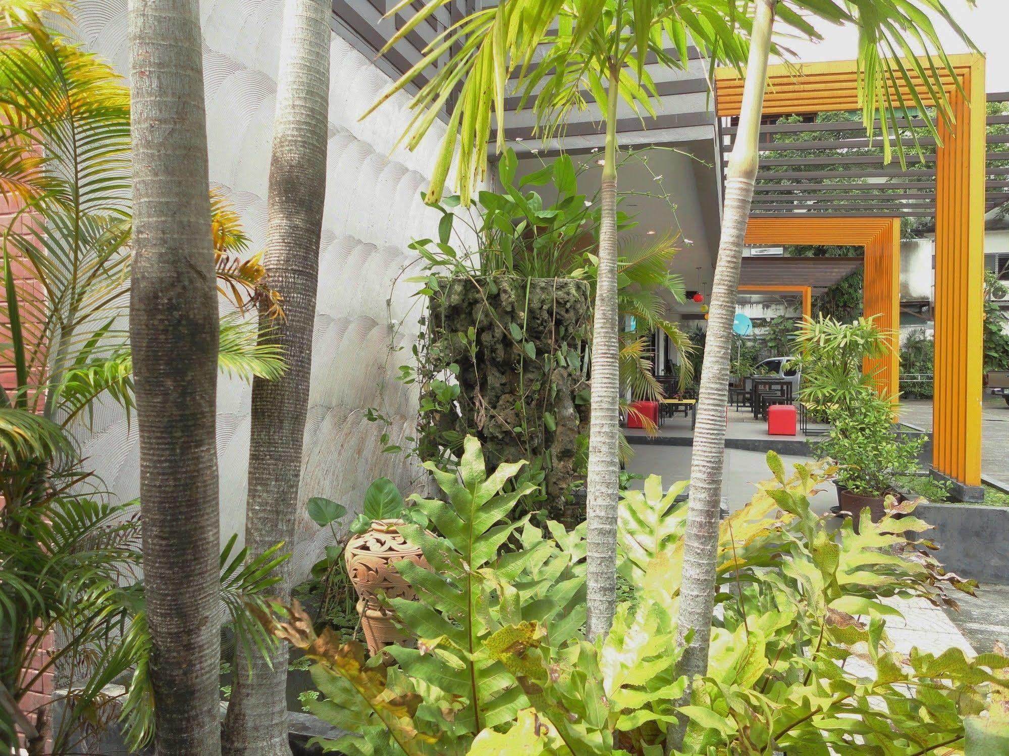 La Moon At Phuket - Sha Extra Plus Bagian luar foto